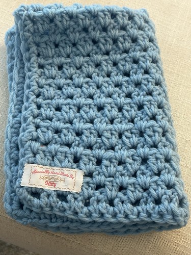 Vtg hand crocheted afghan - crocheted,