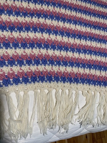 Vtg handmade afghan throw - afghan,