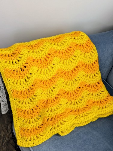 Vtg sunburst crochet - sunburst, blanket